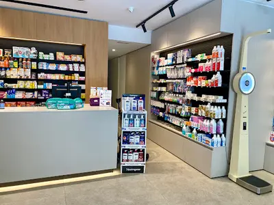 Farmacia I Parafarmacia Canalejas. Lda. Nieves Belda Ferre