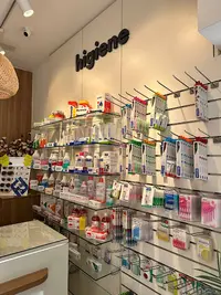 Farmacia Central | Ldo. Víctor Alegre