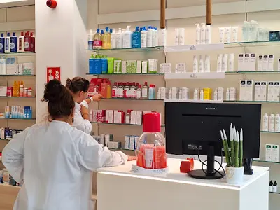 Farmacia Farmàcia Antoni Crespi