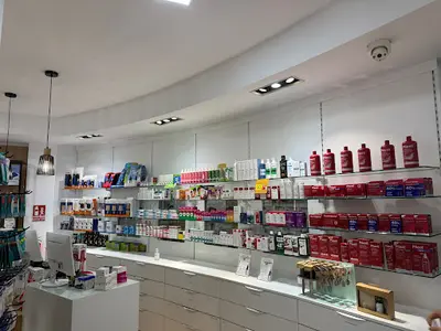 Farmacia Parque Alcosa C B