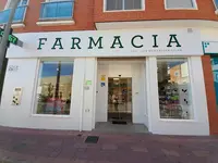 Farmacia-ortopedia Montalbán. Abierto de 9h A 22h de Lunes A Sábado