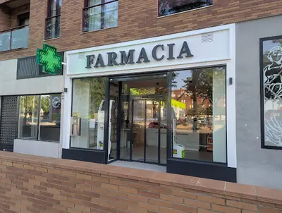Farmacia Escritores - Lda. Mª Carmen Martín Aguado