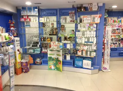 Farmacia Julián Castaño Poblador