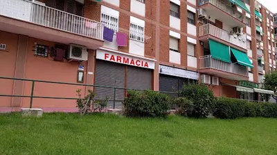 Farmacia Farmàcia Clara Pujadas