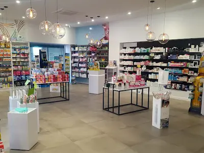 Farmacia Farmàcia El Drac Badalona