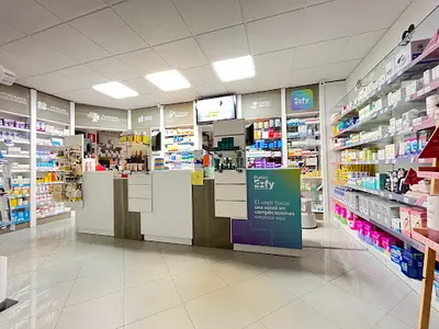 Farmacia Troyano. 365 Días Casi de Guardia 12 Horas en Baeza