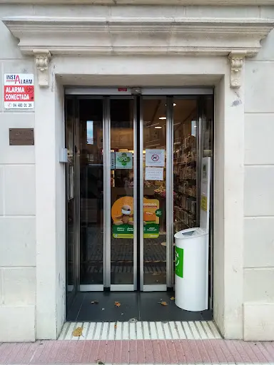 Farmacia Diaz Colorado, en El Palacete de Sanbi, Barakaldo.