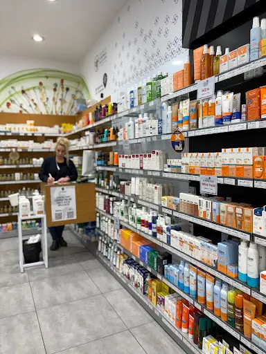 Farmacia de Gracia - C/milà I Fontanals 12