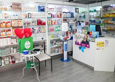 Farmacia Farmàcia Del Coll