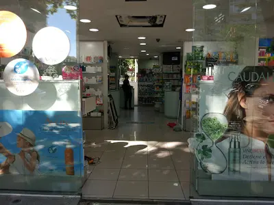 Farmacia Farmàcia Núria Bosch Sagrera