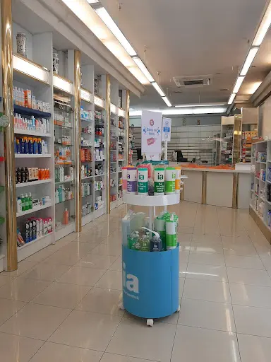 Farmacia Pujol 25