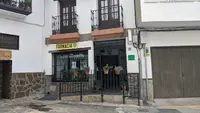 Farmacia Bayarcal | Lda. Victoria Morales Navarro