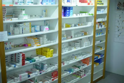 Farmacia Leis