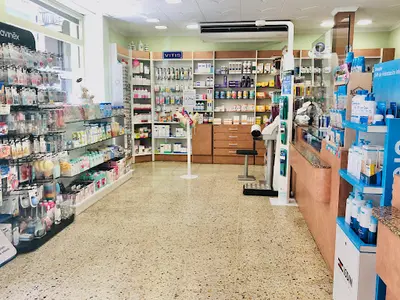 Farmacia Farmàcia Núria Vives