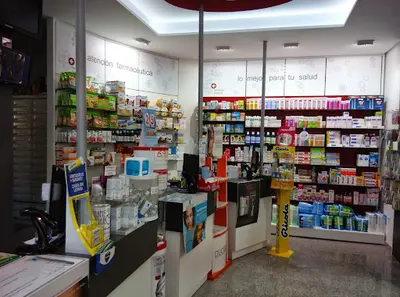 Farmacia Pablo Martínez Becerra