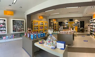 Farmacia Farmàcia Font Sabala