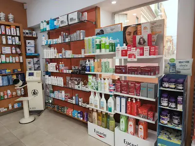 Farmacia Llaudes C B - Ldo. Vicente Llaudes