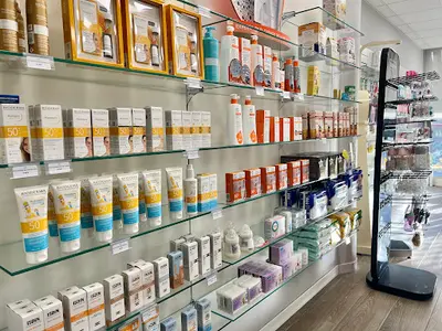 Farmacia Farmàcia Amat