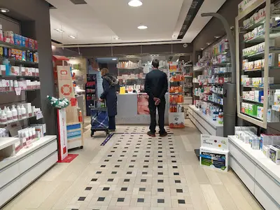 Farmacia Hermanos Bou 57 - Astrid Gonzalez