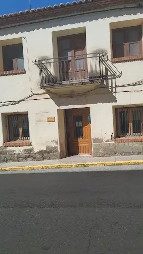 Farmacia María Pérez Cores