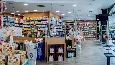 Farmacia Del Río (colindres)