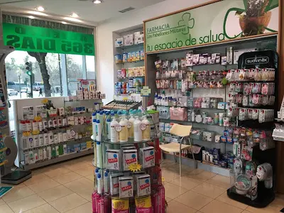 Farmacia Los Pabellones Militares