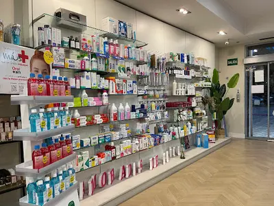 Farmacia Villaluz Cuenca - Paula Serrano Téllez