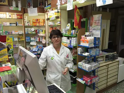 Farmacia Godoy Mayoral (don Llorente)