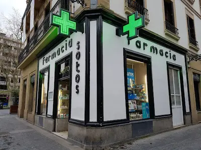 Farmacia Lanchares la Bretxa-abierto 365 Dias 13 Horas