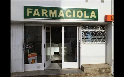 Farmaciola Sousa Martinez C.b