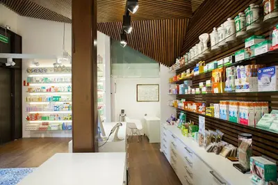 Farmacia Valentín Bazán Díaz