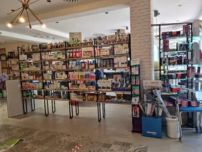 Farmacia Aragón. Lda. Carmen Almagro Aragón