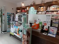 Farmacia Maria Garcia Muñiz, Piercing Y Pendientes