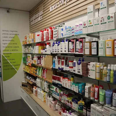 Farmacia Lima 34