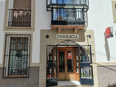 Farmacia Martinez Soriano, Miriam