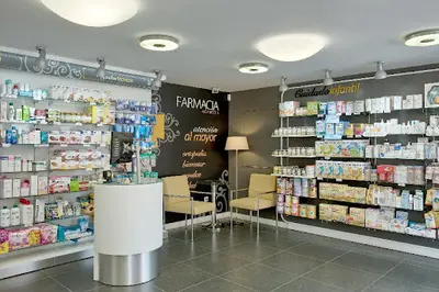 Farmacia la Camocha ( Ldo. Pablo Sánchez Labrador)