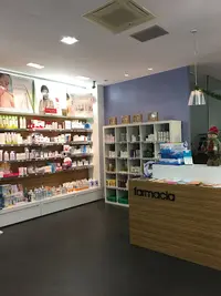 Farmacia Río de Oro