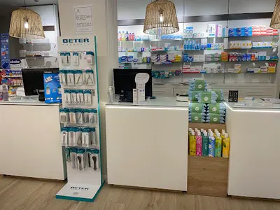 Farmacia El Ángel - Laura López Baena