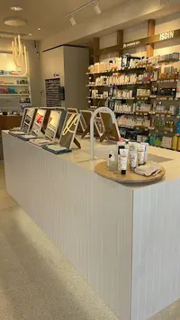 Farmacia Granada Estación 365