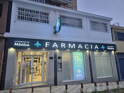 Farmacia Mónica Revilla