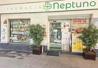 Farmacia Neptuno. Ldo. Manuel Toro González