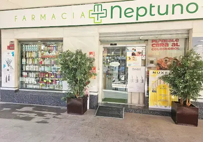 Farmacia Neptuno. Ldo. Manuel Toro González