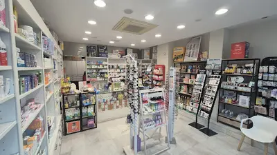Farmacia Huétor Santillán M. Teresa Morales Fernandez