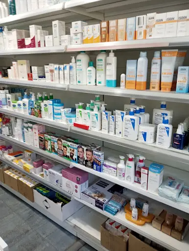 Farmacia Farmàcia J. Torelló