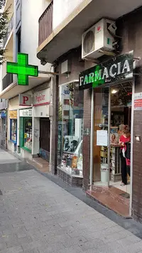 Farmacia Mª Eugenia Berroa