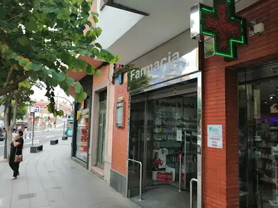 Farmacia Martínez Barona