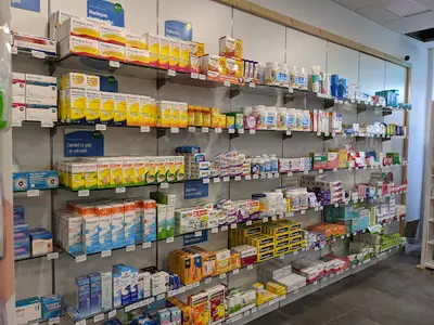 Farmacia Farmàcia Òptica Marc Punsola 12h