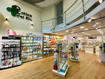 Farmacia Botica Del Rio (lcda. Laura Diego Del Río)