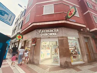 Farmacia María Matoses Osborne