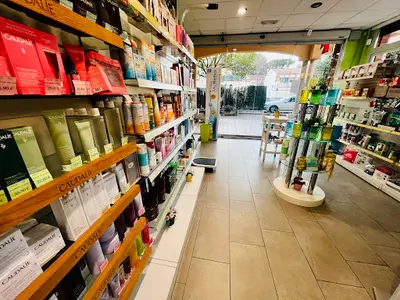 Farmacia Montse Trullols